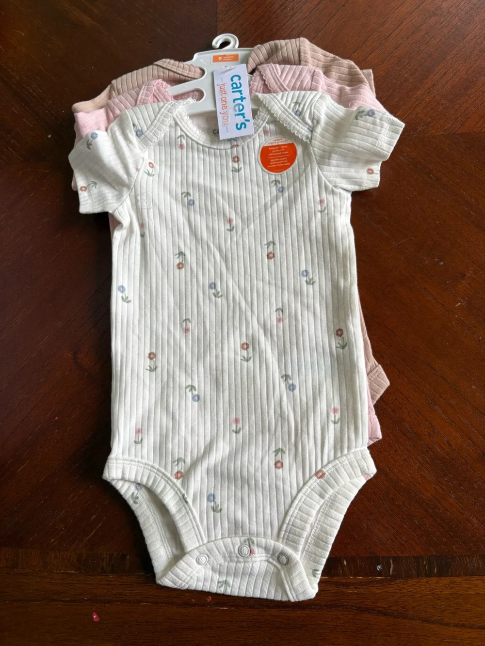 NWT Carter's and Garaninals set girls 6-9 M sku TR10 five piece set